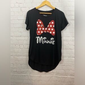 Disney Womens Size Medium Minnie Bow Short Sleeve Black TShirt